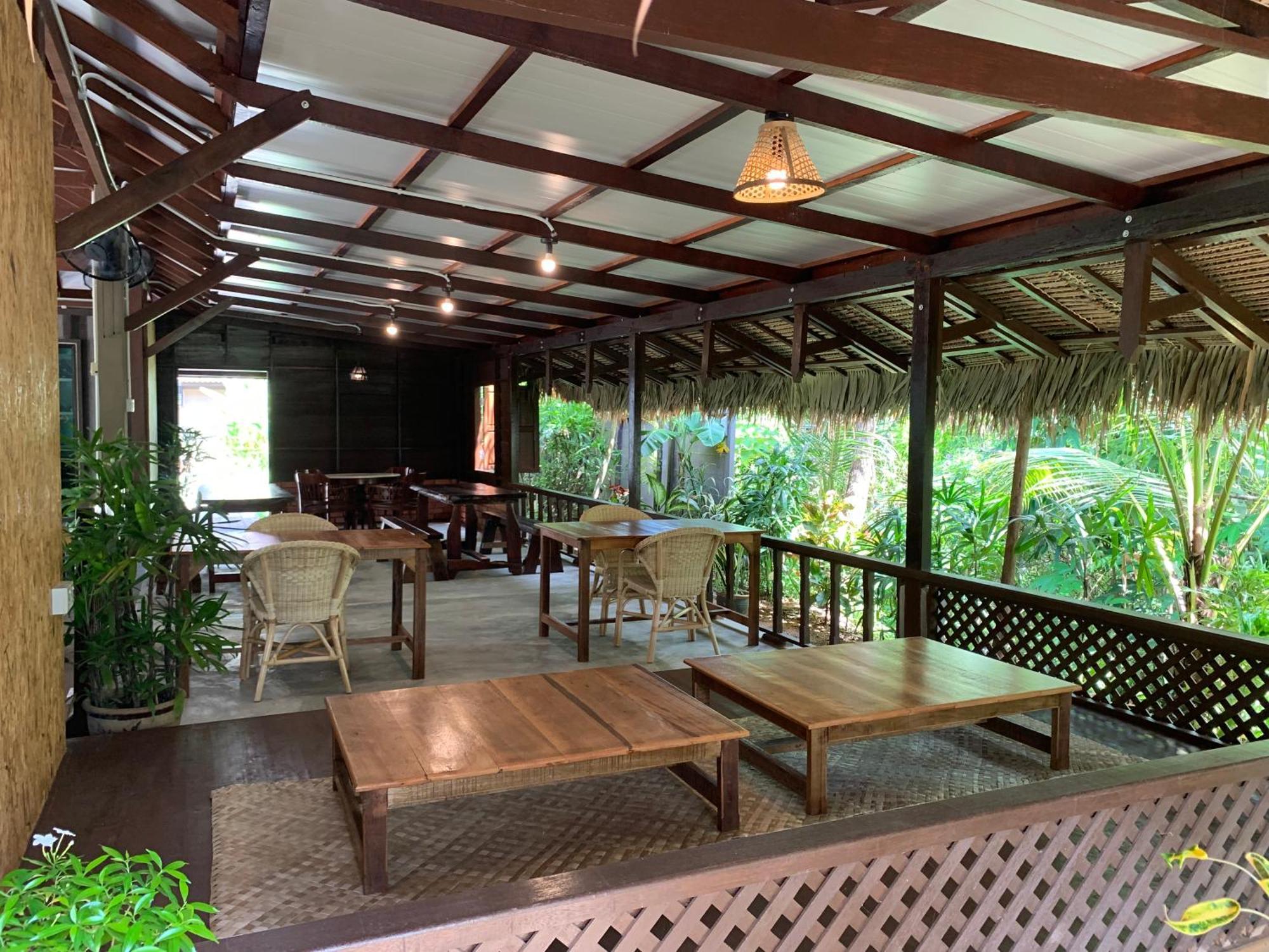 Bambu Getaway Apartment Kuah Ngoại thất bức ảnh