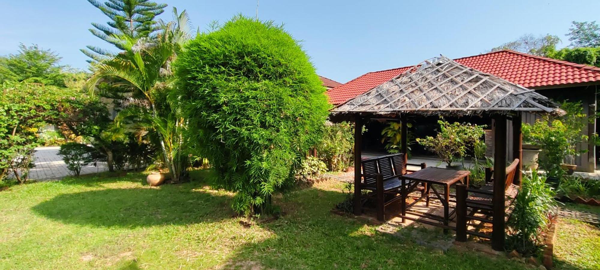 Bambu Getaway Apartment Kuah Ngoại thất bức ảnh